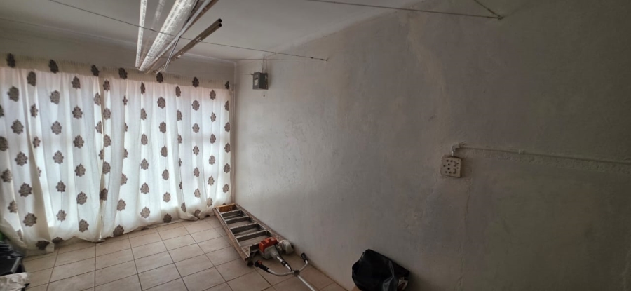 3 Bedroom Property for Sale in La Hoff North West